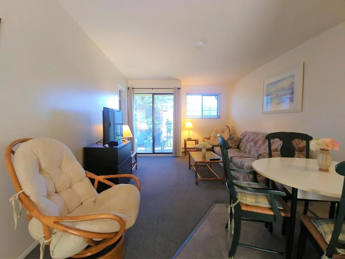 Wessex Inn By The Sea Cowichan Bay Canada