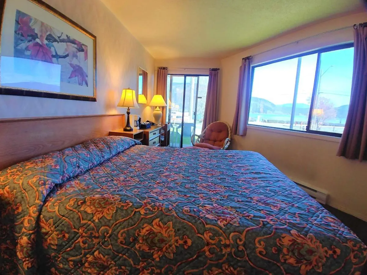 Wessex Inn By The Sea Cowichan Bay