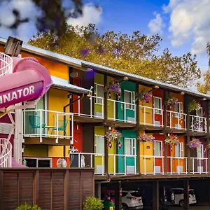 *** Hotel Zed Canada